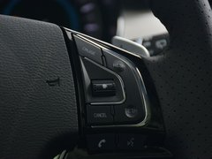 2018款 红标 1.5T 双离合两驱精英型