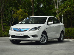 2018款 EV300 尊享型