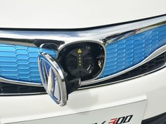 2018款 EV300 尊享型