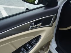 2018款 EV300 尊享型