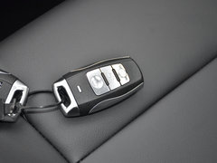 2018款 红标 1.5T 双离合两驱豪华型