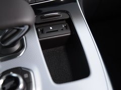 2018款 1.8T TCe 300雅颂巴黎版