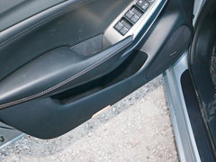 2018款 2.5L 蓝天尊崇版 国V