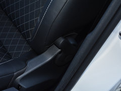 2018款 1.6L 自动舒适版