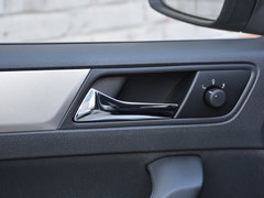 2018款 1.6L 自动舒适版