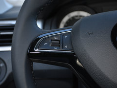 2018款 1.6L 自动舒适版