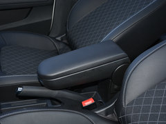 2018款 1.6L 自动舒适版