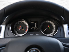 2018款 1.6L 自动舒适版