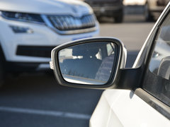 2018款 1.6L 自动舒适版