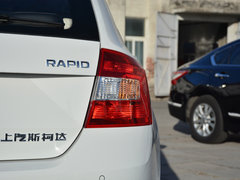 2018款 1.6L 自动舒适版