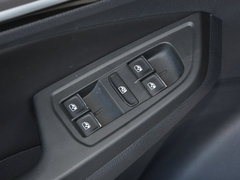 2018款 1.5L 手动舒适型