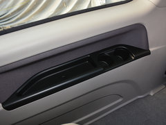 2018款 M3 1.6L 7座舒适型