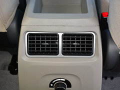 2018款 M3 1.6L 7座舒适型