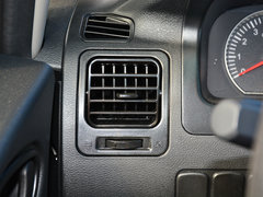 2018款 M3 1.6L 7座舒适型