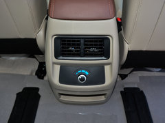 2018款 M5L 1.6L 7座豪华型
