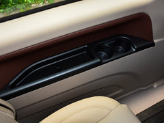 2018款 M5L 1.6L 7座豪华型