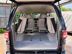 2018款 M5L 1.6L 7座豪华型