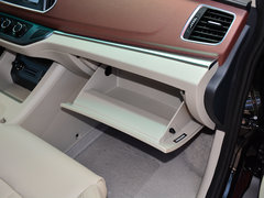 2018款 M5L 1.6L 7座豪华型