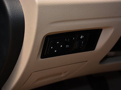 2018款 M5L 1.6L 7座豪华型