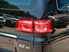 2018款 M5L 1.6L 7座豪华型