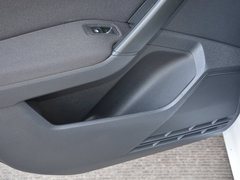 2018款 1.5L 自动时尚型