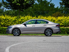 2018款 230TSI DSG豪华型