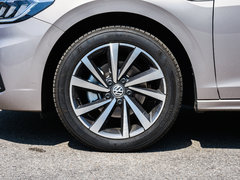 2018款 230TSI DSG豪华型