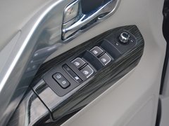 2018款 2.0T 尊贵型