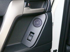 2018款 3.5L 自动VX NAVI后挂备胎