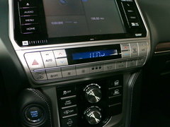 2018款 3.5L 自动VX NAVI后挂备胎