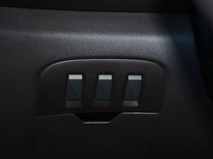 2018款 1.8T TCe 300旷逸版