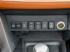 2018款 2.5L 自动四驱精英i版