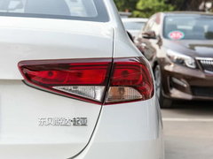 2018款 1.6L 自动智享互联版Value-Connect