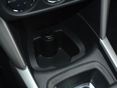 2018款 1.6L 自动先锋型