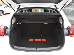 2018款 1.6L 自动先锋型