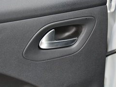 2018款 1.6L 自动先锋型