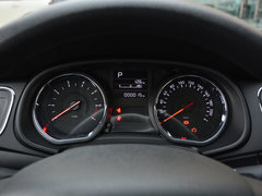 2018款 1.6L 自动先锋型