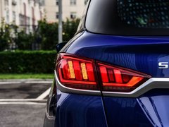 2018款 1.5T CVT智领版 国V