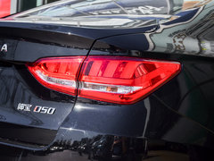 2018款 1.5L 手动尊贵智驾版
