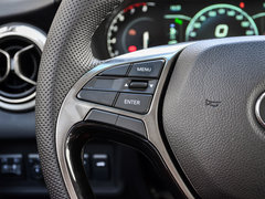 2018款 1.5L 手动尊贵智驾版