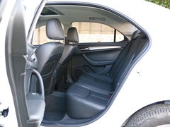 2018款 PLUS 1.5L 自动尊享版