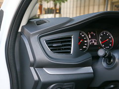 2018款 PLUS 1.5L 自动尊享版