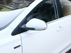 2018款 PLUS 1.5L 自动尊享版