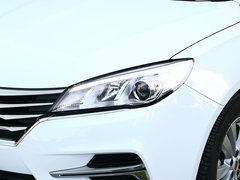 2018款 PLUS 1.5L 自动尊享版