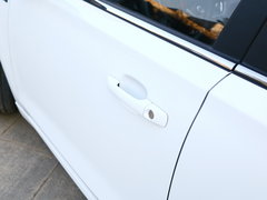 2018款 PLUS 1.5L 自动尊享版