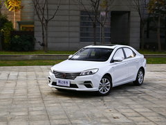 2018款 PLUS 20T 双离合自动旗舰版