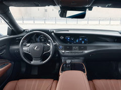 2018款 500h 卓越版 国V