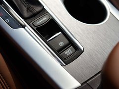 2018款 2.4L 钻享版
