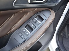 2018款 1.5T 手动豪华版