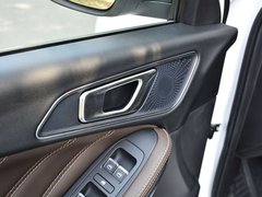 2018款 1.5T 手动豪华版